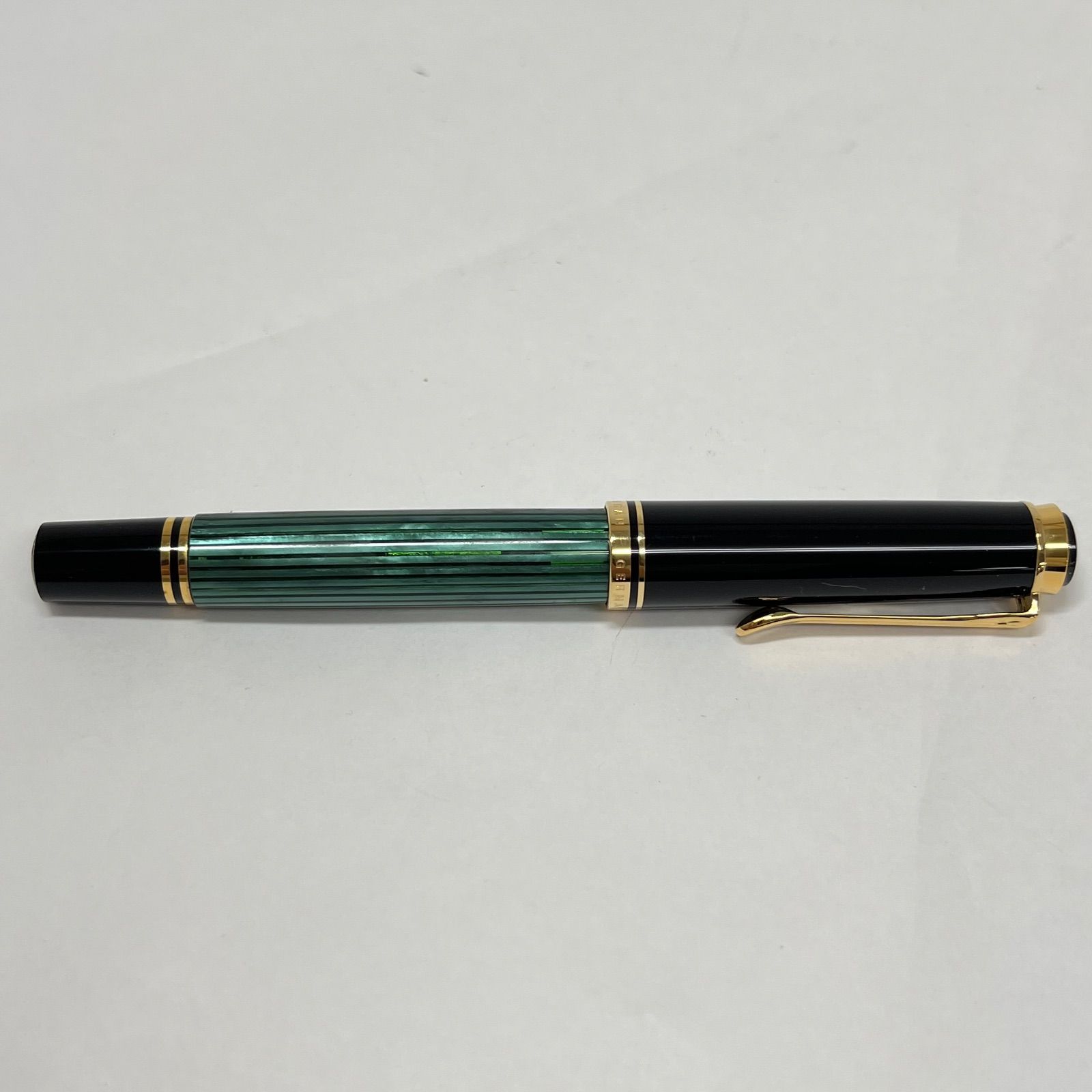 PELIKAN ペリカン