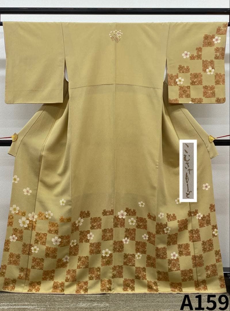 こむさでもーど 付け下げ 落款入 ブランド 金彩 桜 正絹 ガード加工 A 159