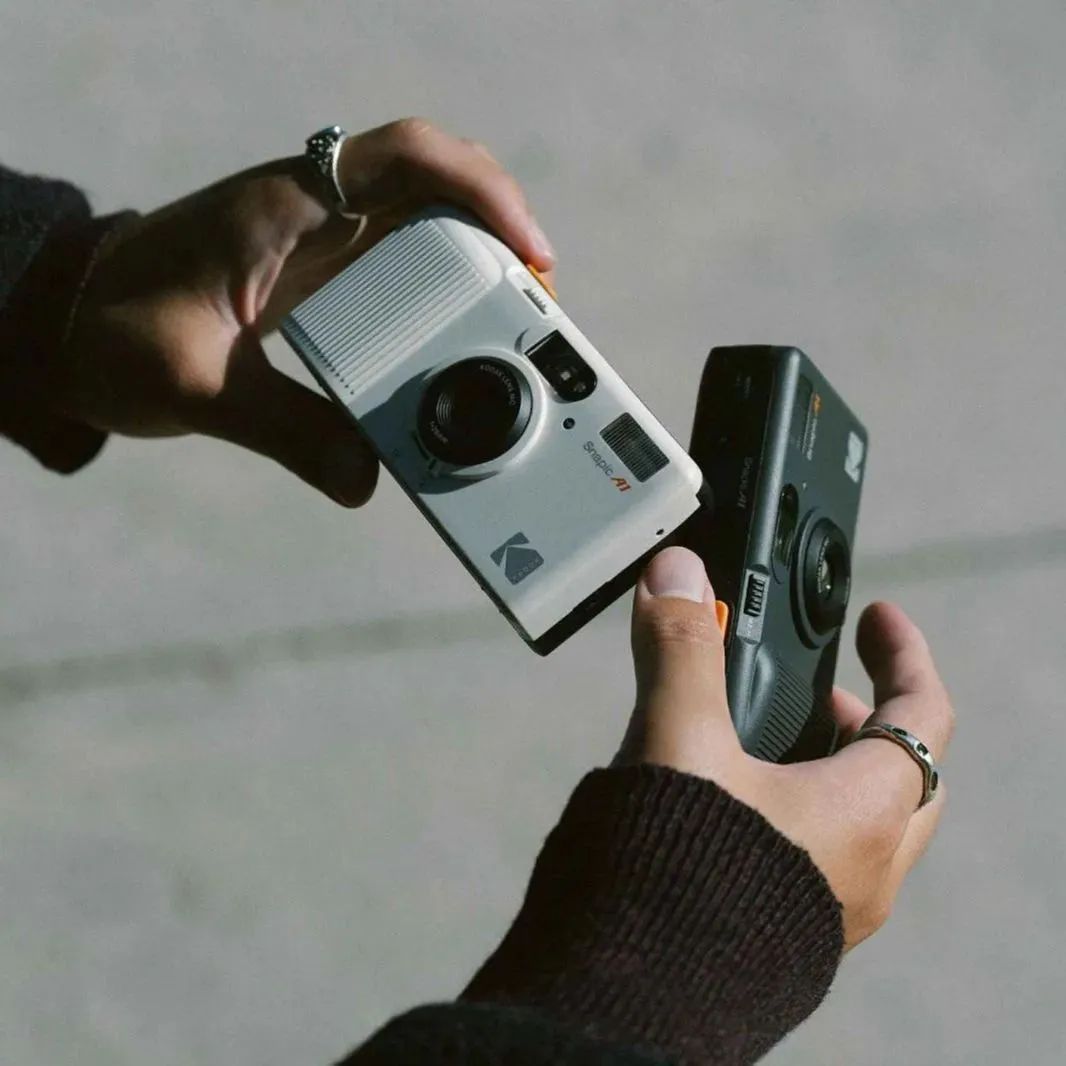 新品】KODAK Snapic A1 35mm Film Camera ライノグレー - メルカリ