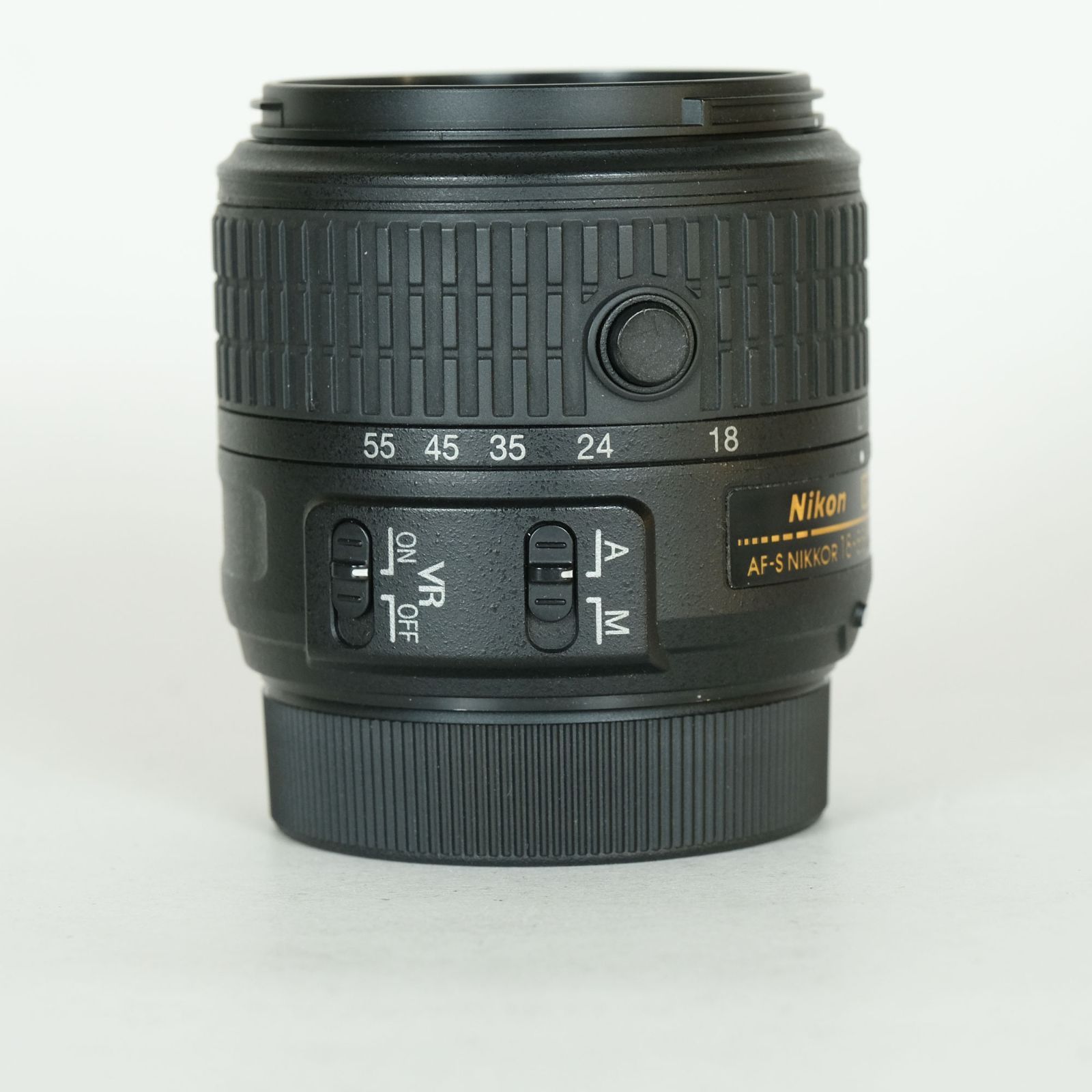 NIKKOR 18