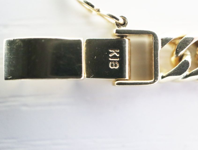 イエローゴールド