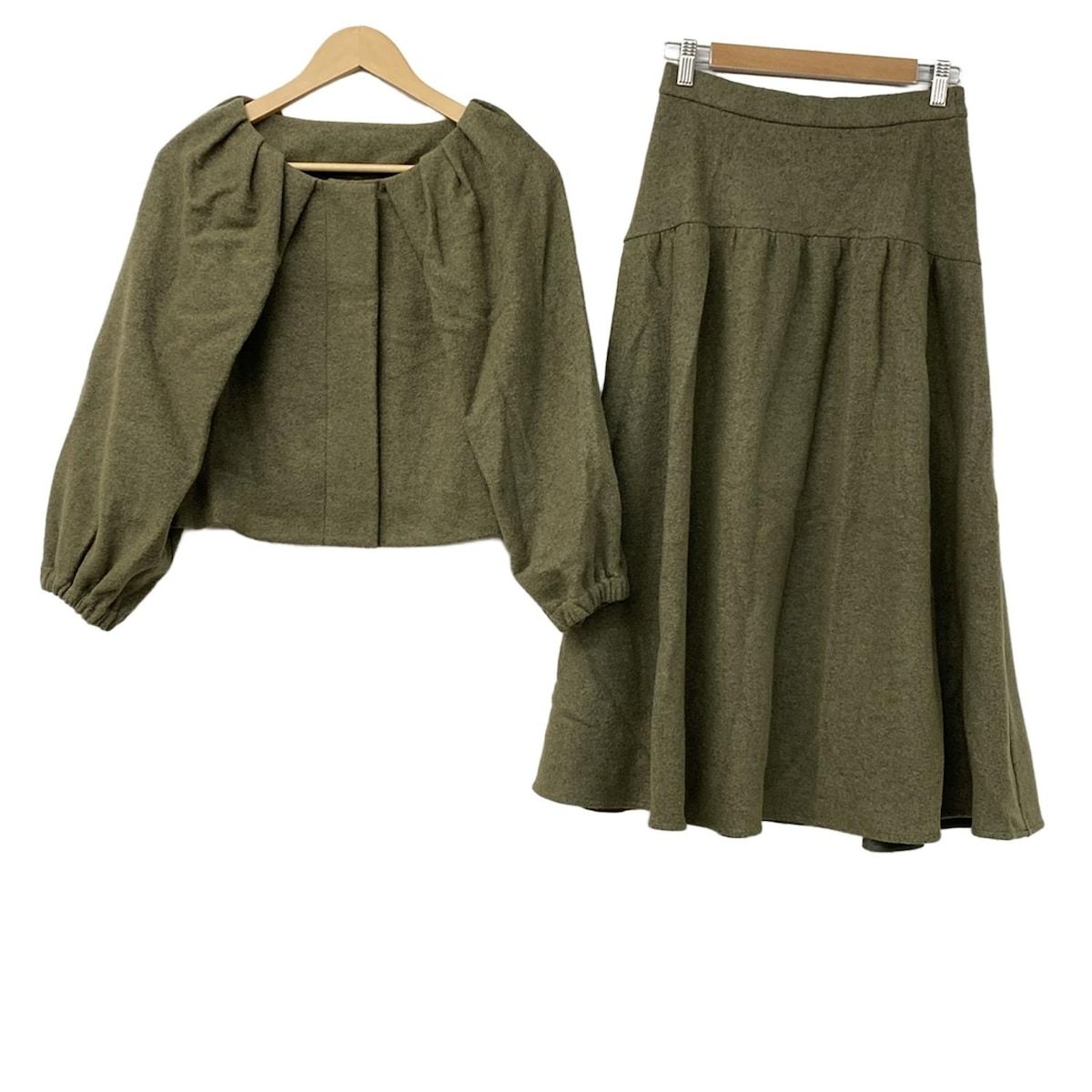 Diagram GRACE CONTINENTAL ダイアグラム スカートセットアップ レディース - グリーン