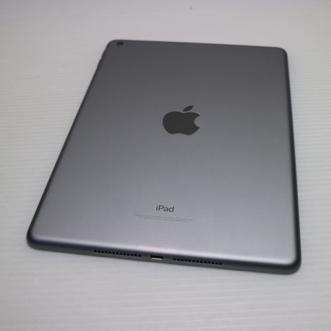 iPad 第5世代 Wi-Fi 32 GB スペースグレイ タブレット Apple 04000