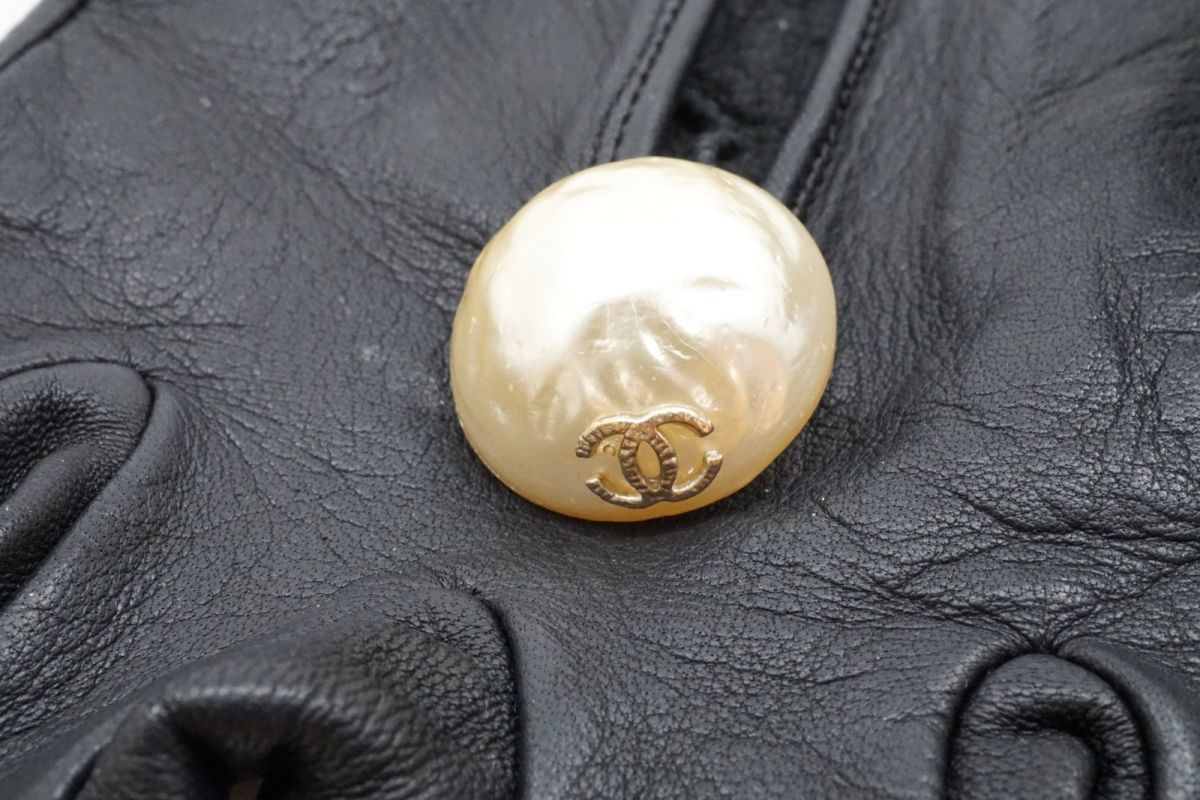 シャネル 71 2 約L フィンガーグローブ 手袋 指なし ココマーク パール ラムスキン レザー 黒 ブラック CHANEL 4974 k