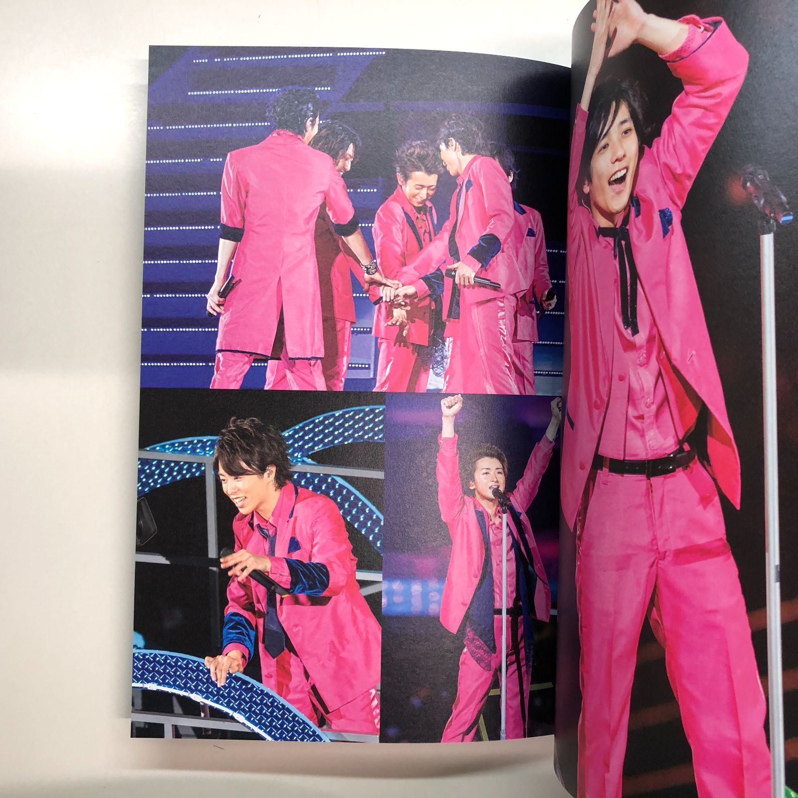 N]ファンクラブ限定写真集 嵐 ARASHI at 5 DOMES 2009-2019 - メルカリ