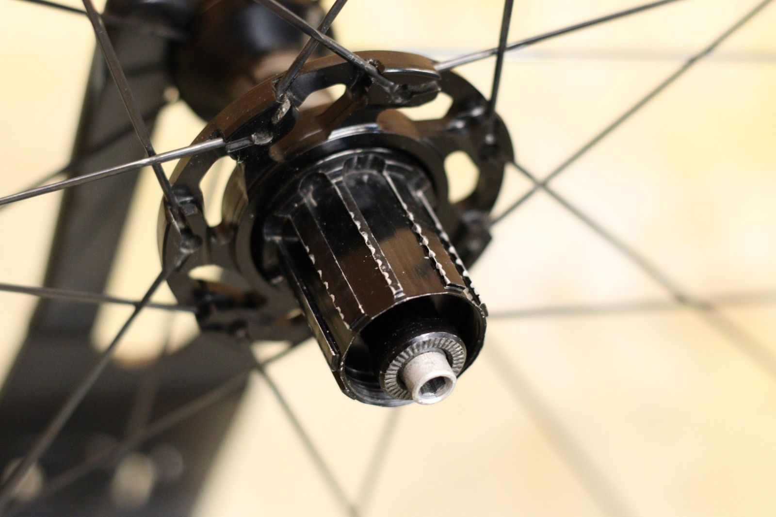 ヴィットリア vittoria キュラーノ QURANO 46 カーボン チューブラー 