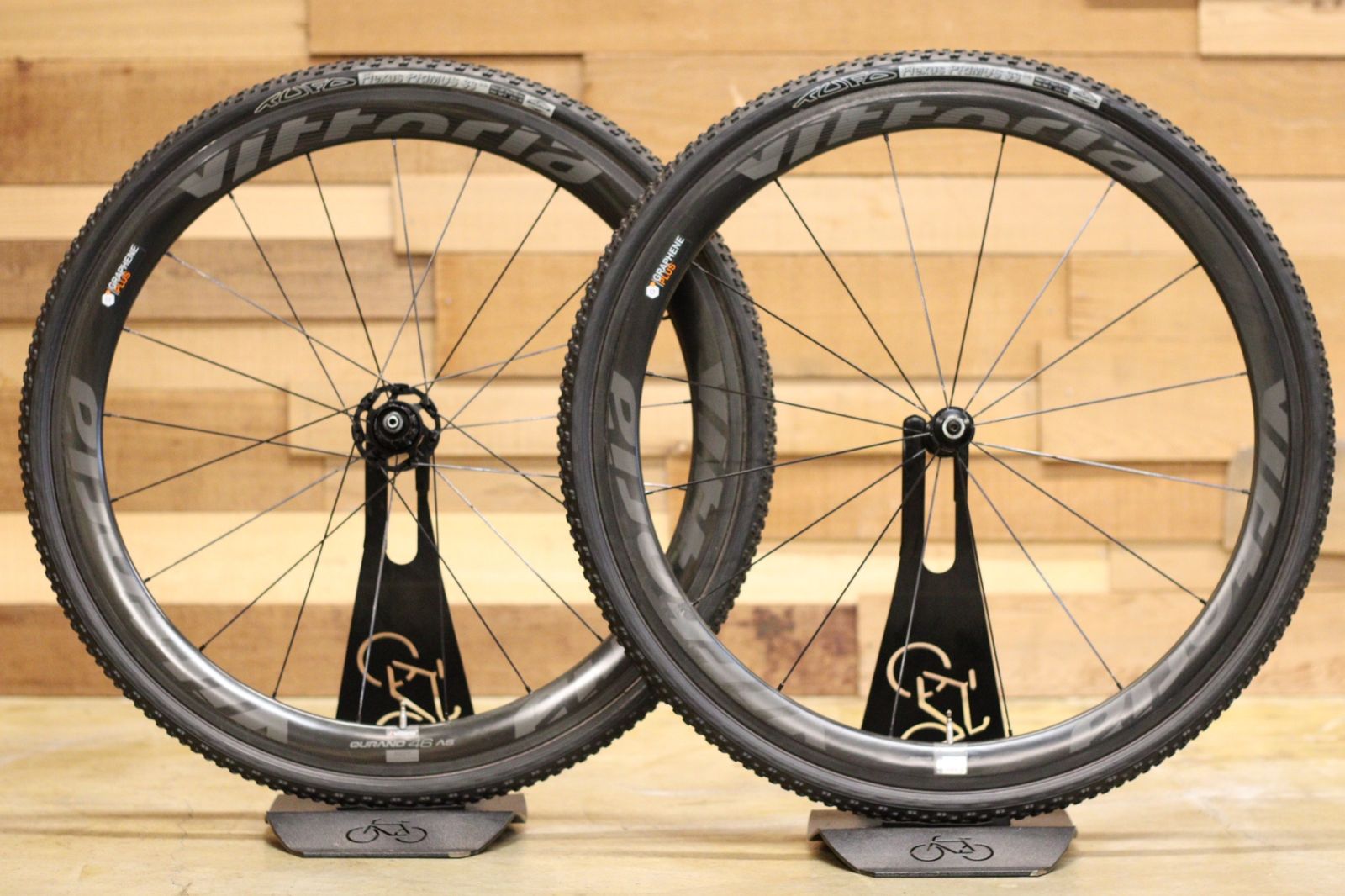 ヴィットリア vittoria キュラーノ QURANO 46 カーボン チューブラー ホイールセット シマノ12|11 S