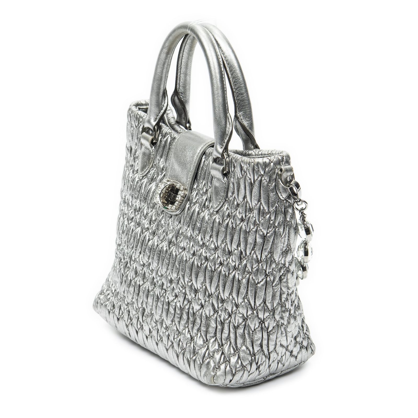 MIU ミュウミュウ小ターンロッククリスタルトートメタリックシルバーナッパマトラッセレザーAB