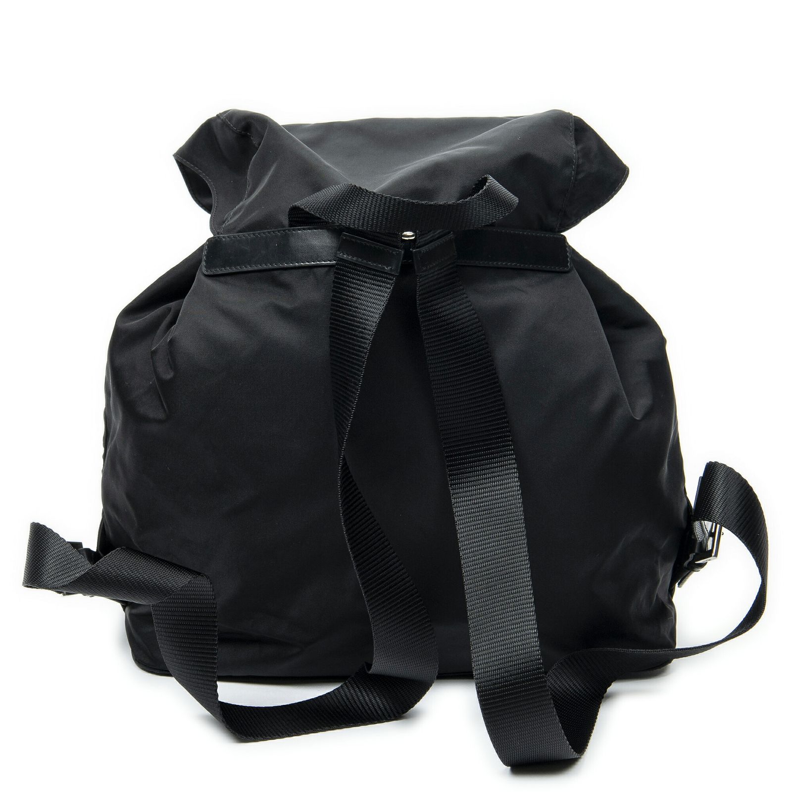 プラダ巾着フラップ