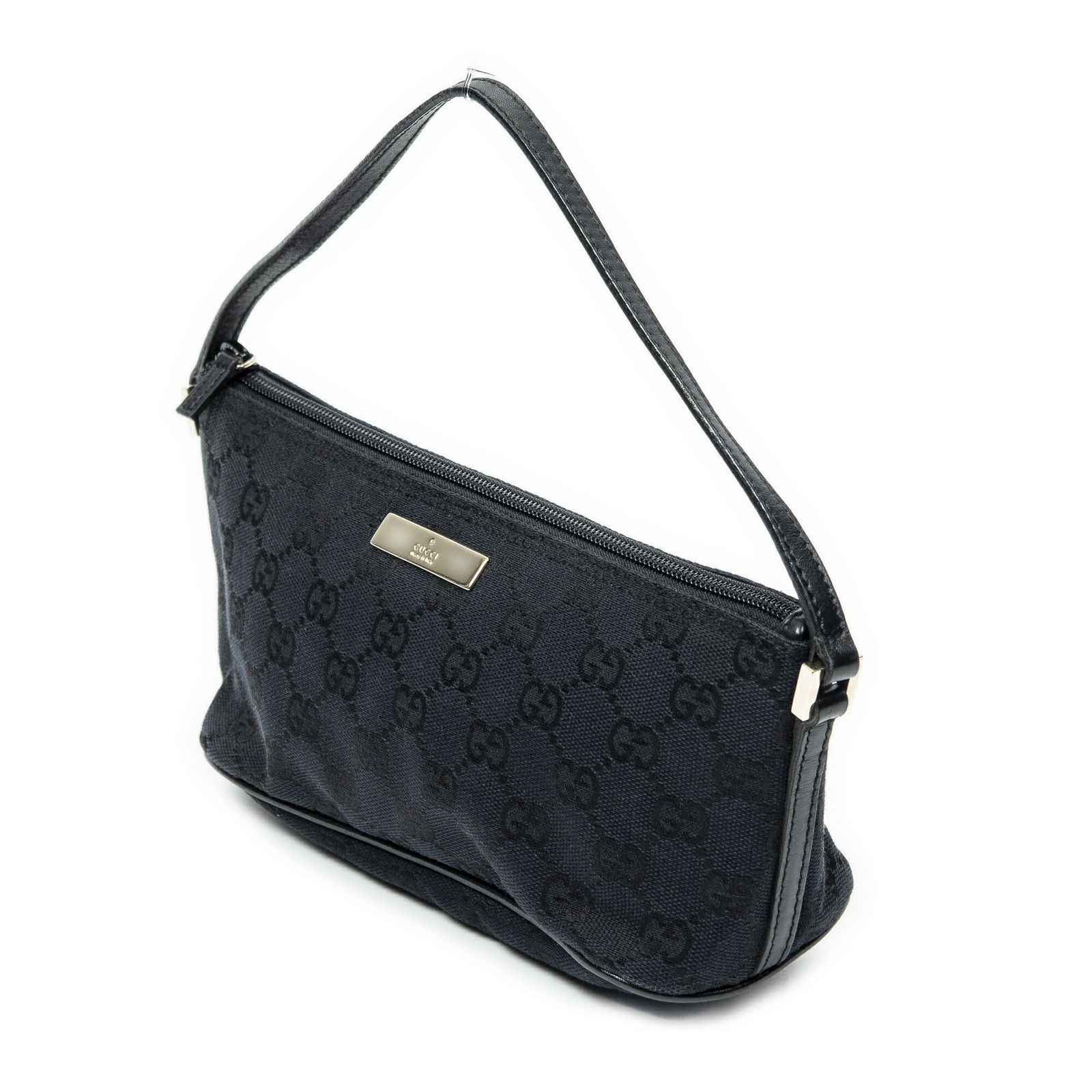 GUCCI グッチアクセサリーポーチ黒GGキャンバスA