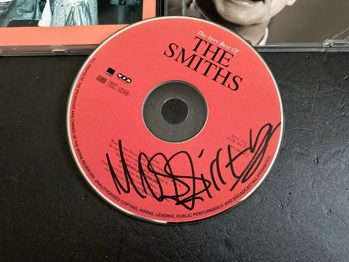 The Smiths - ベストアルバム バンド直筆 サイン CD - メルカリ
