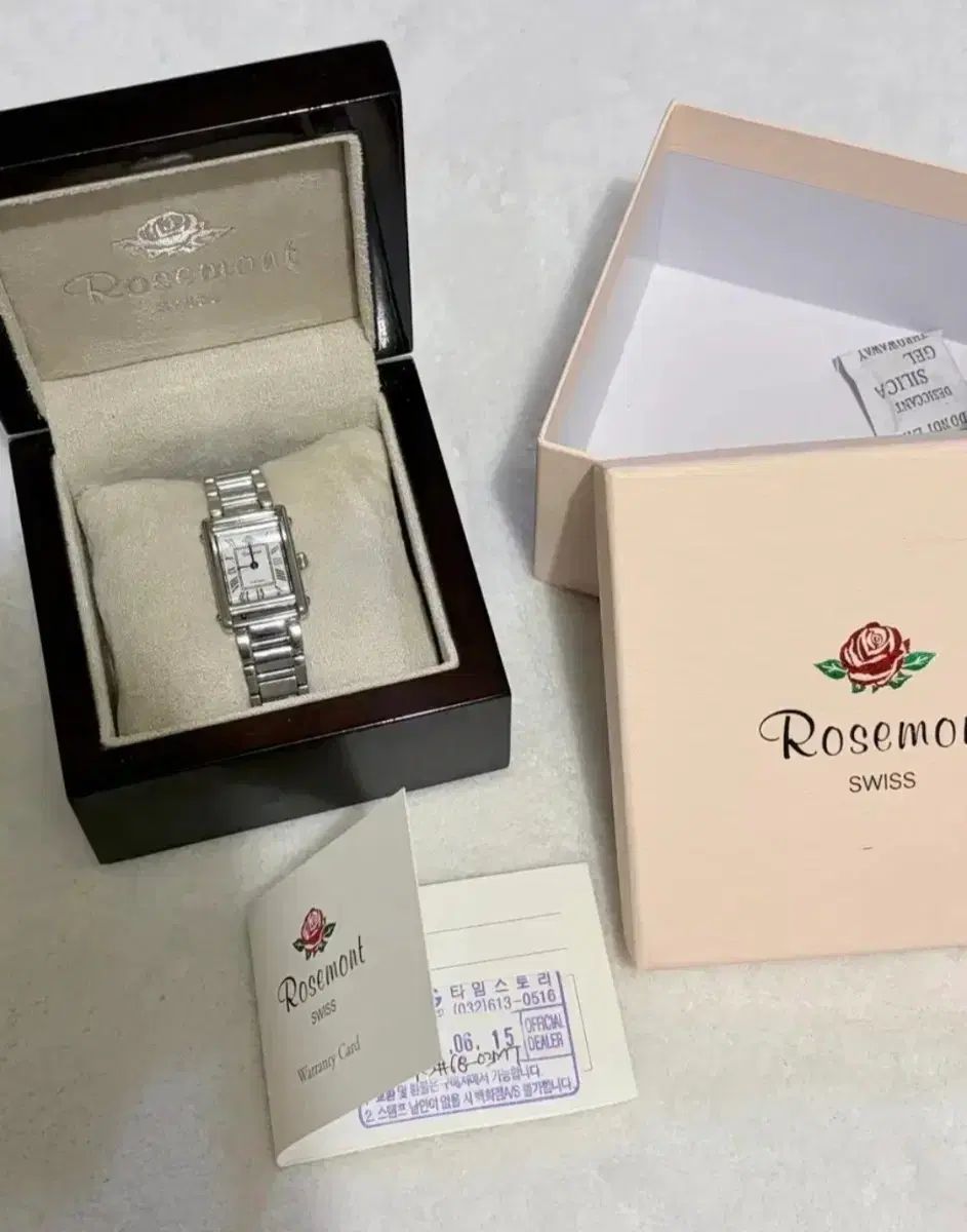 RS 68 レディースメタルウォッチ