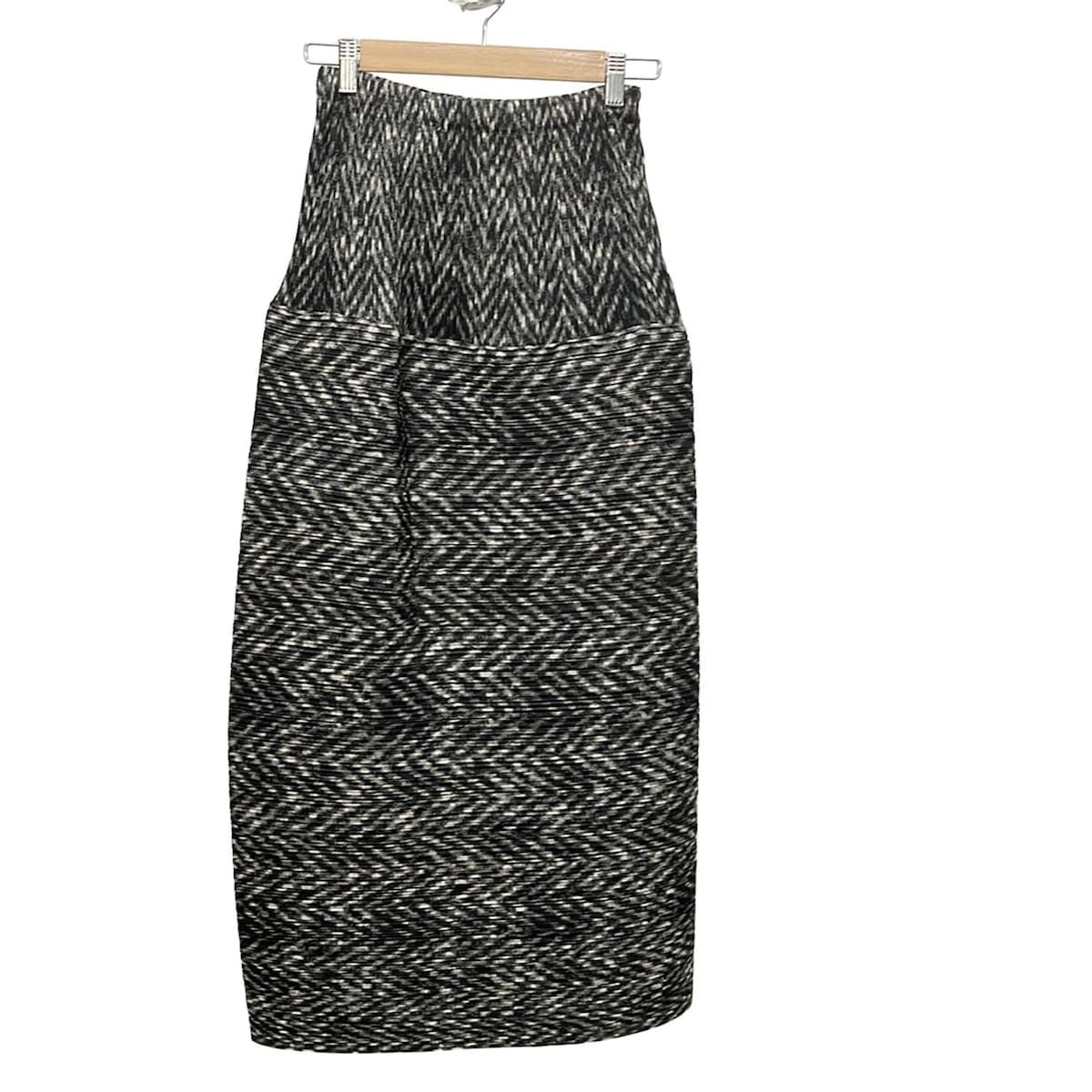 ISSEYMIYAKE イッセイミヤケ ロングスカート サイズS レディース ダークグレー 黒 アイボリー マキシ丈 ウエストゴム プリーツ