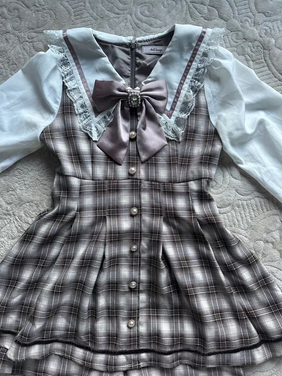 アンクルージュ チェック セットアップ