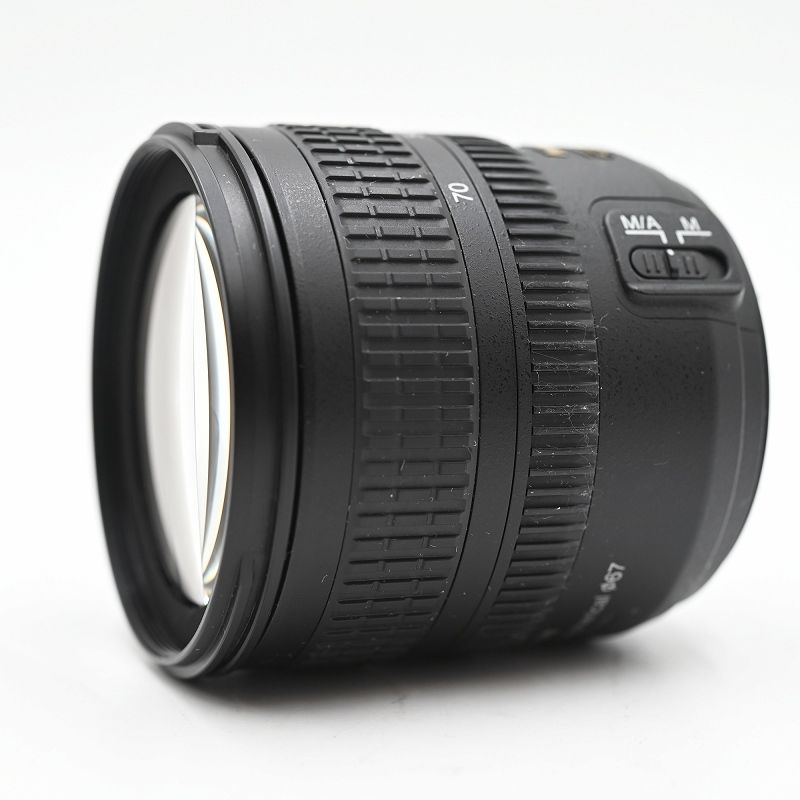 Nikon D3000 / AF-S 18-70mm レンズセット 中古 Nikon D3000 / AF-S 18-70mm レンズセット中古