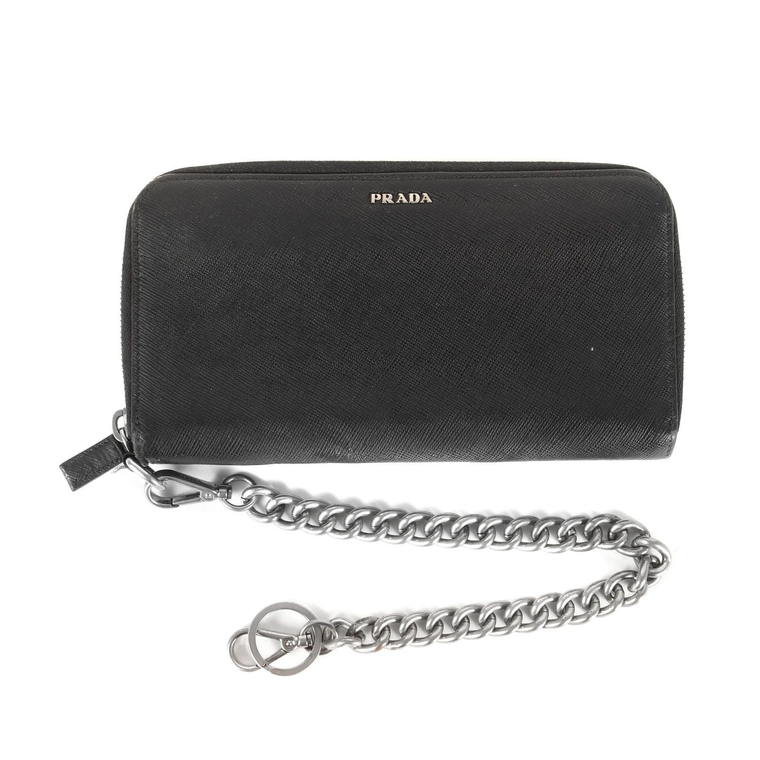PRADA ブラックレザー 長財布 チェーンストラップ付き PRADA ブラックレザー 長財布 チェーンストラップ付き