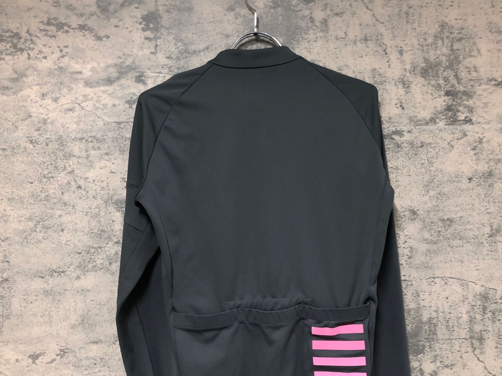 メルカリ市限定値下【未使用品】Rapha サイクルジャージ　長袖 新品 Rapha メンズ コア サーマル ロングスリーブジャージ S - メルカリ