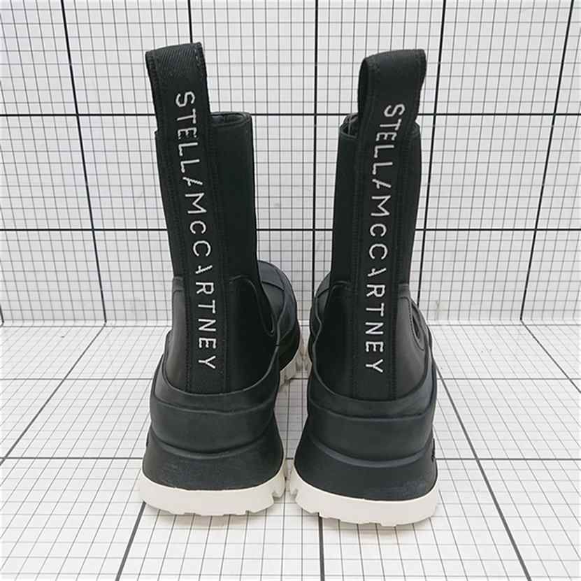 チェルシーブーツ