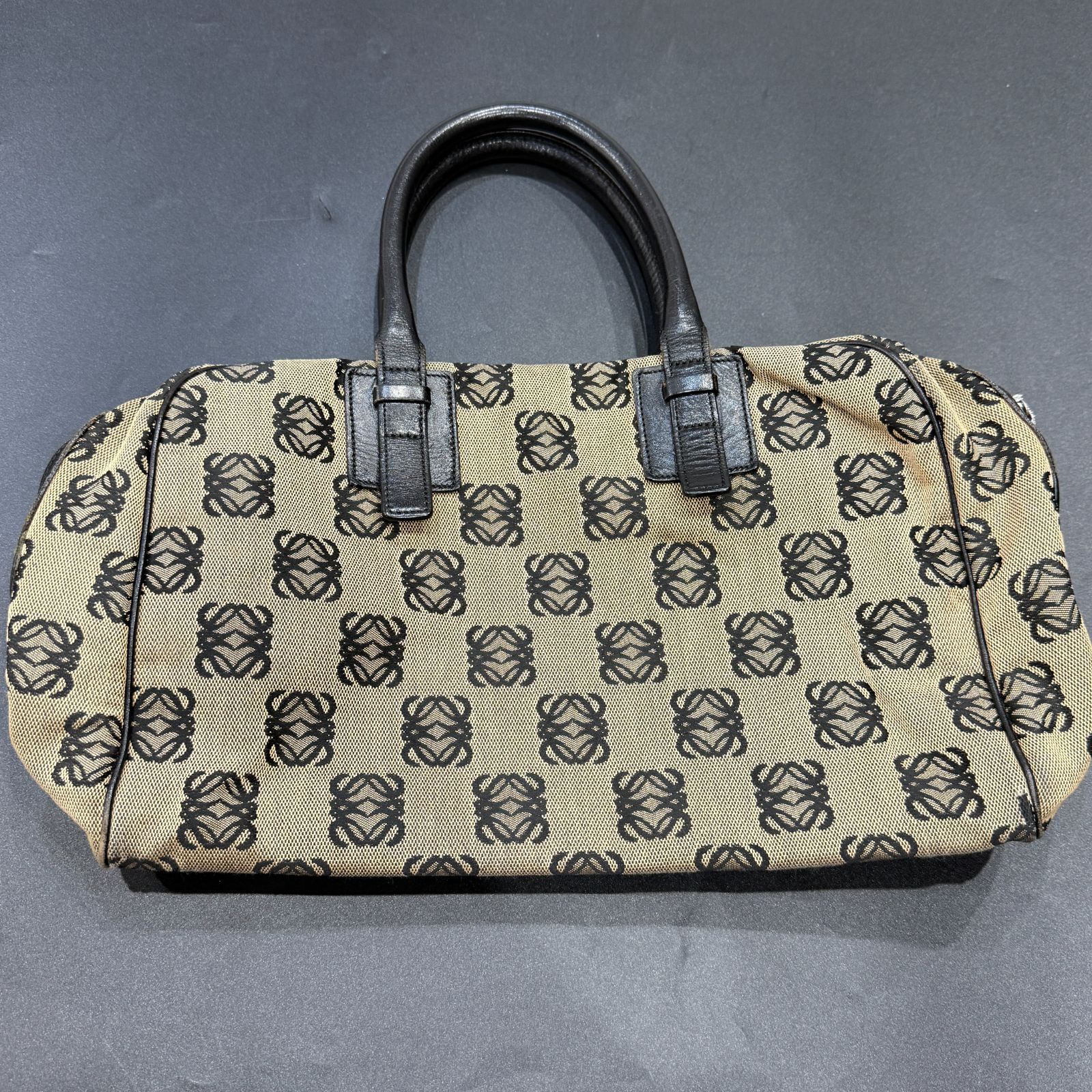 ロエベ ハンドバッグ