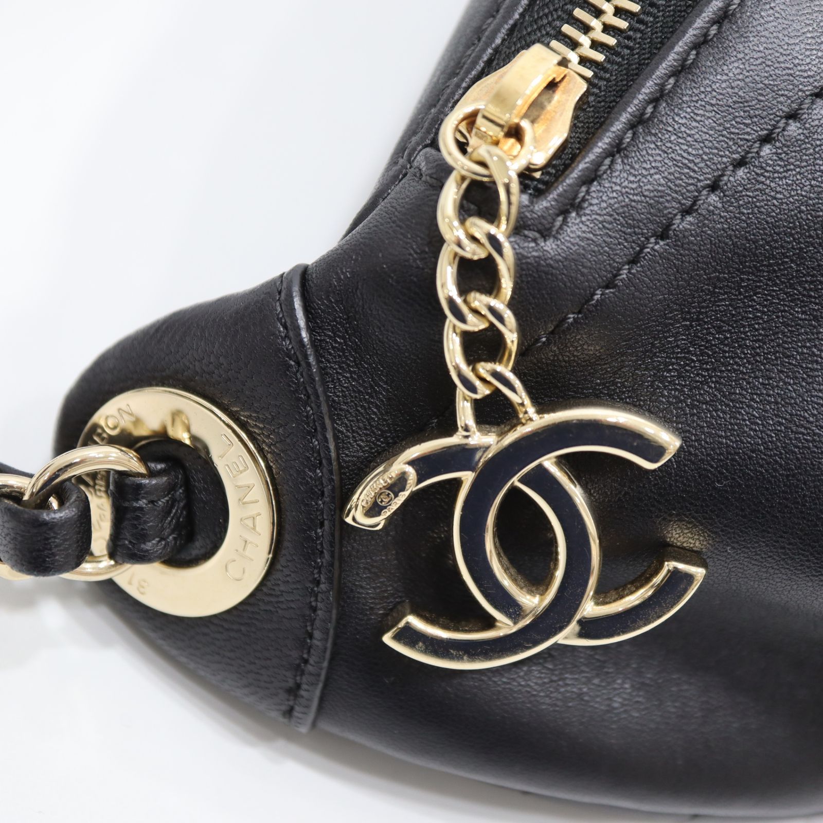 CHANEL シャネル マトラッセ ボディバッグ ウエストポーチ 31 RUE