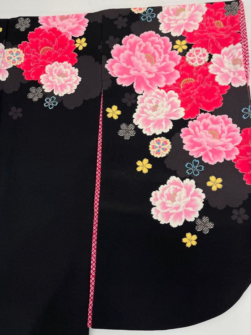  二尺袖 ポリエステル着物 山本寛斎 袴向 牡丹 桜 MOP 585 振袖 着物