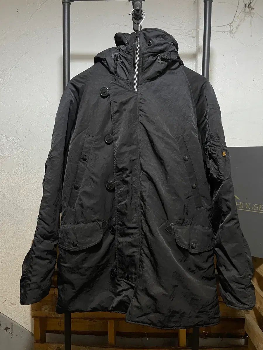 アルファ インダストリーズ N 3 B