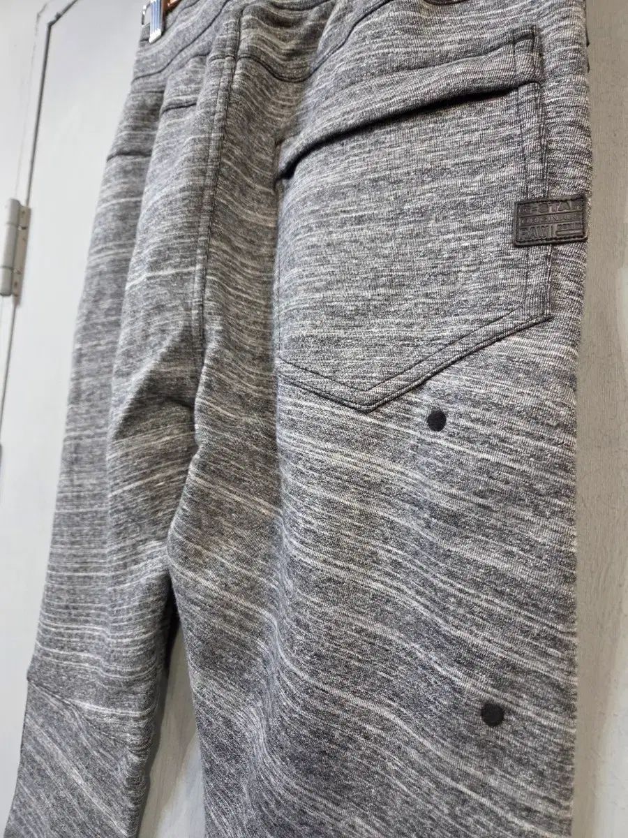 ジョガー トレーナー