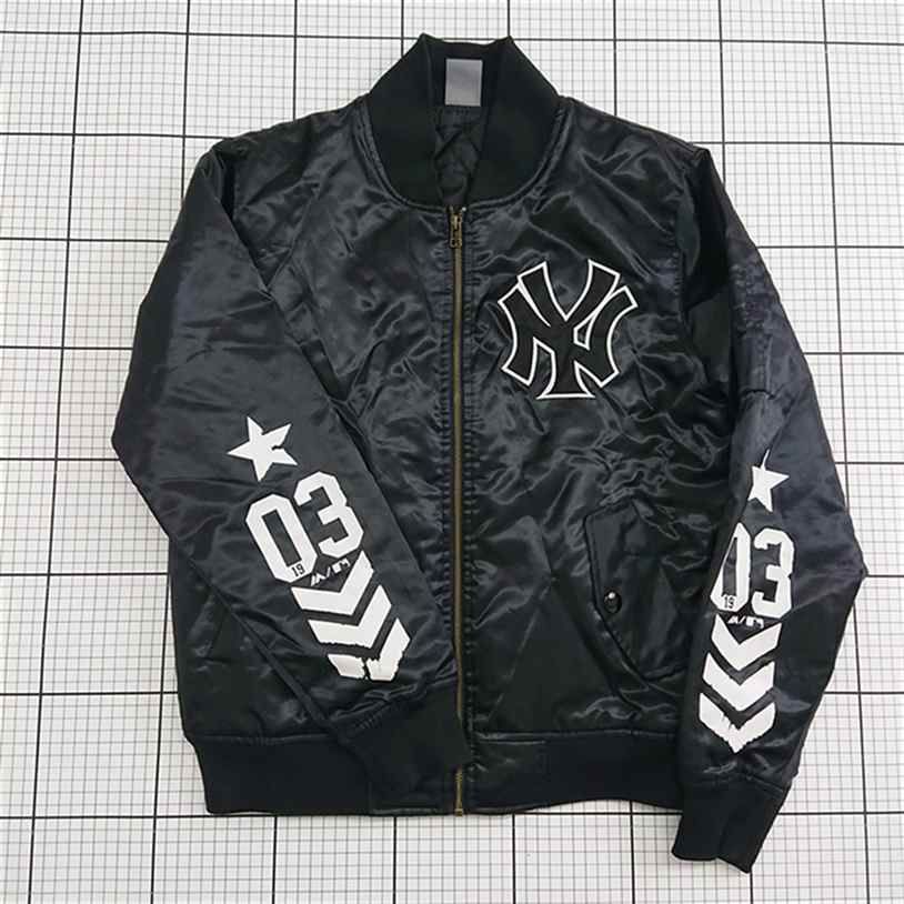 Majestic スタジャン マジェスティック　ヤンキース majestic スタジャン メジャーリーグ ナイロン XL ヤンキース Majestic