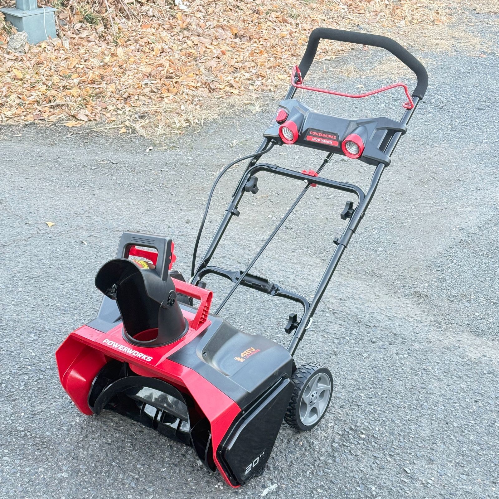 【バッテリー新品】【電動除雪機】電動除雪機 （展示品本体 傷・汚れ＋バッテリー48V＋新品充電器）POWERWORKS SNE402【589】 34,320円