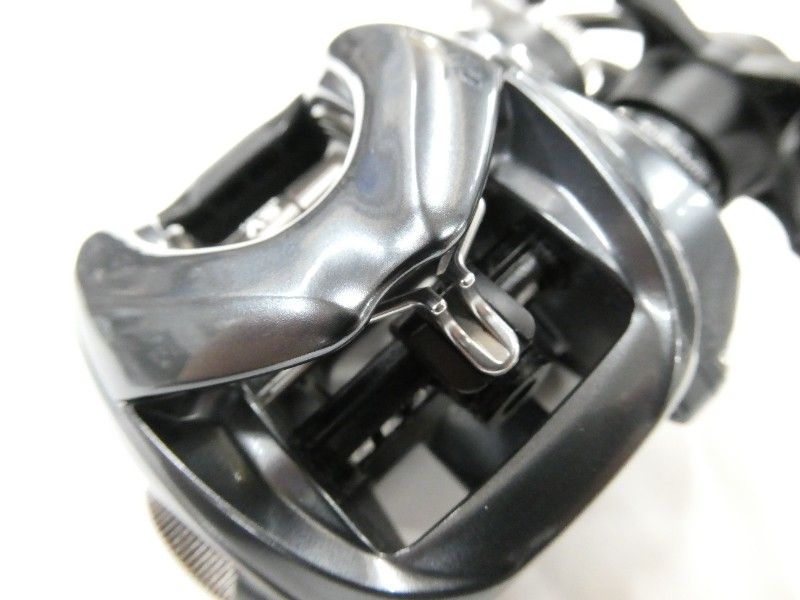 ダイワ 25タトゥーラ SV TW 100 XHL 01