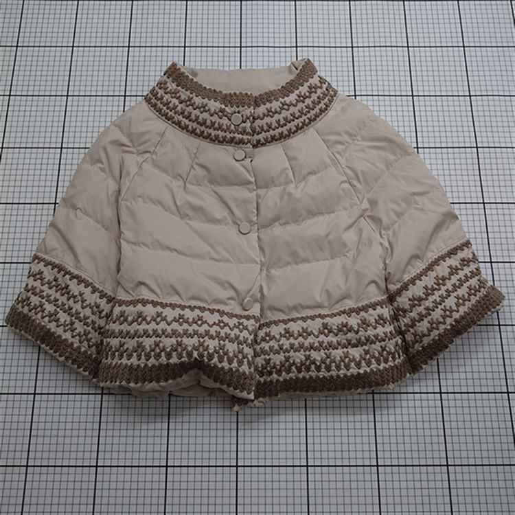 【メル67471さま専用】Sybilla❤︎ポンチョダウン 刺繍 Mサイズ ◇ ⊇ シビラ Sybilla ダウン刺繍ショートポンチョベージュ系 M