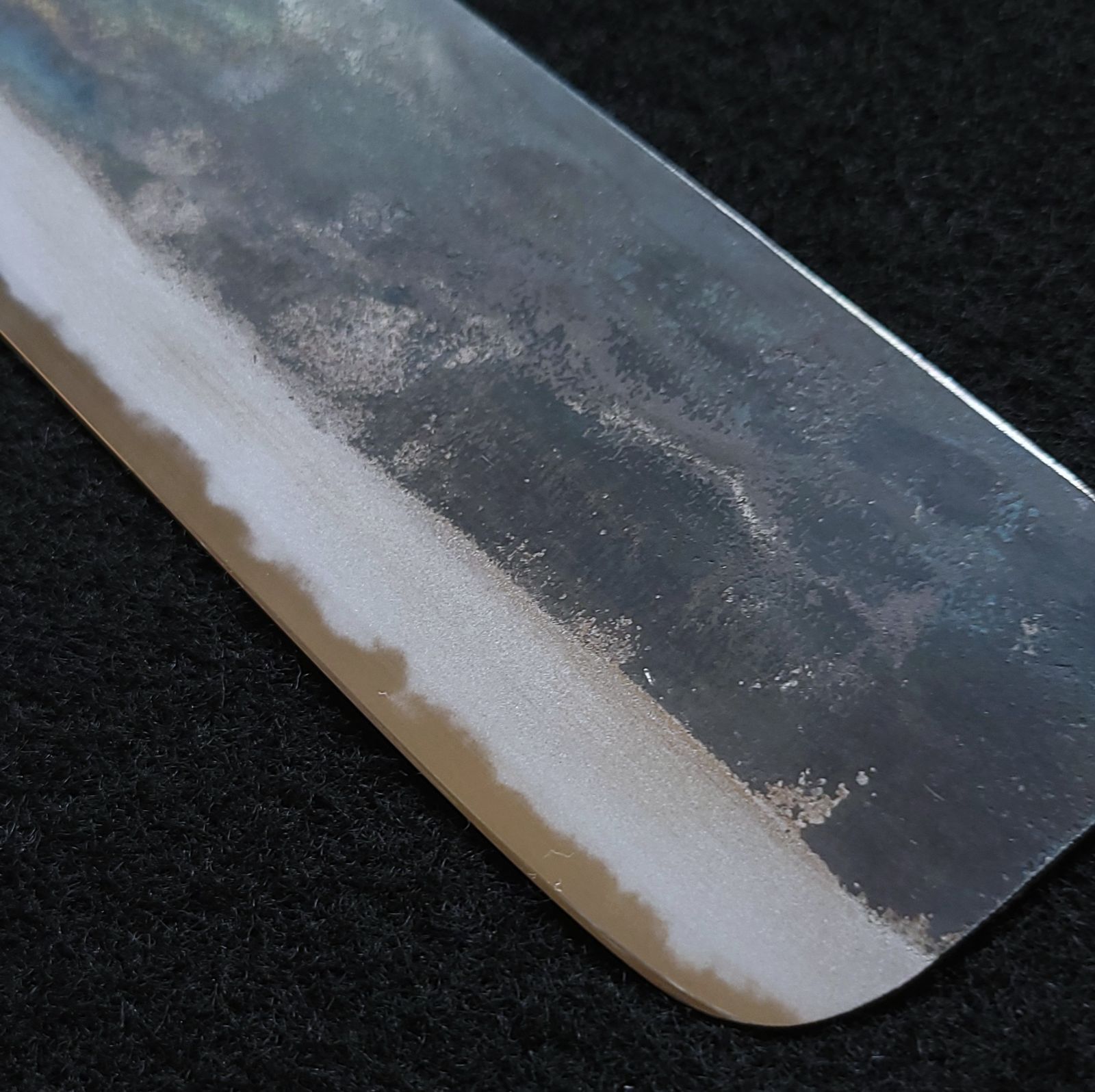 白紙1号 黒打 菜切（万能）包丁 180㎜ G1330 焼柄 月光作 - メルカリ