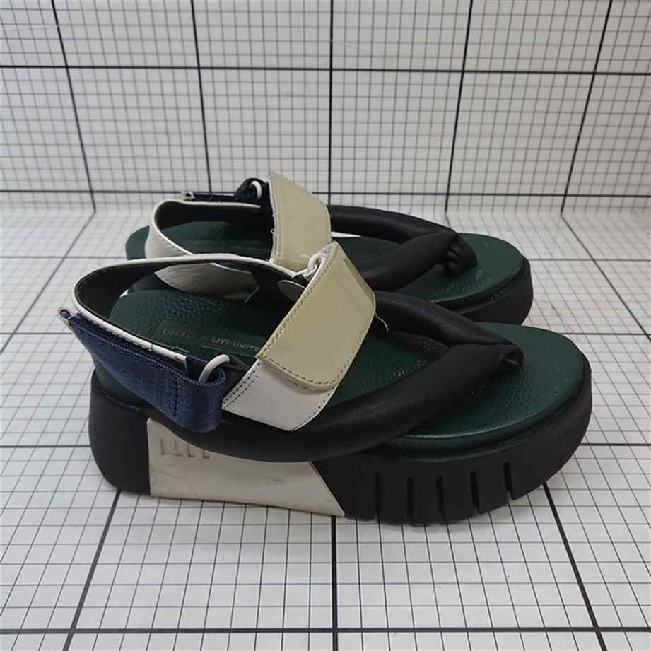 ⊂ ユナイテッドヌード