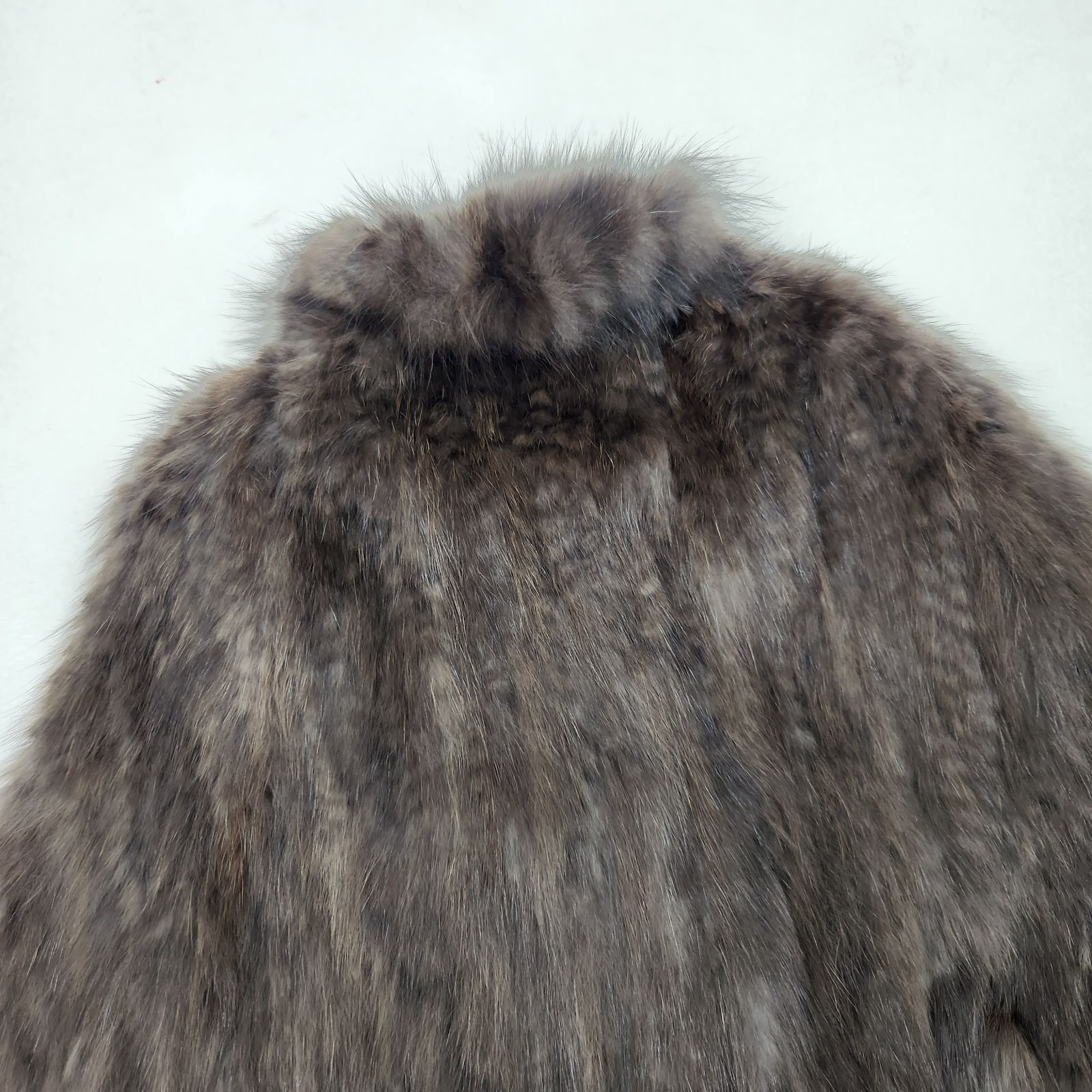 毛皮 リアルファー SABLE セーブル ポンチョ コート ブラウン Fサイズ 美品】 セーブル 本毛皮 リアルファー ポンチョ コート M相当 - メルカリ