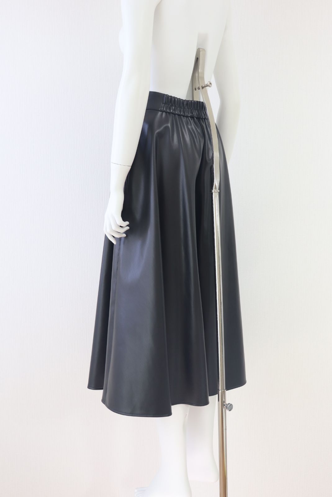 Rene フェイクレザーワイドガウチョパンツ