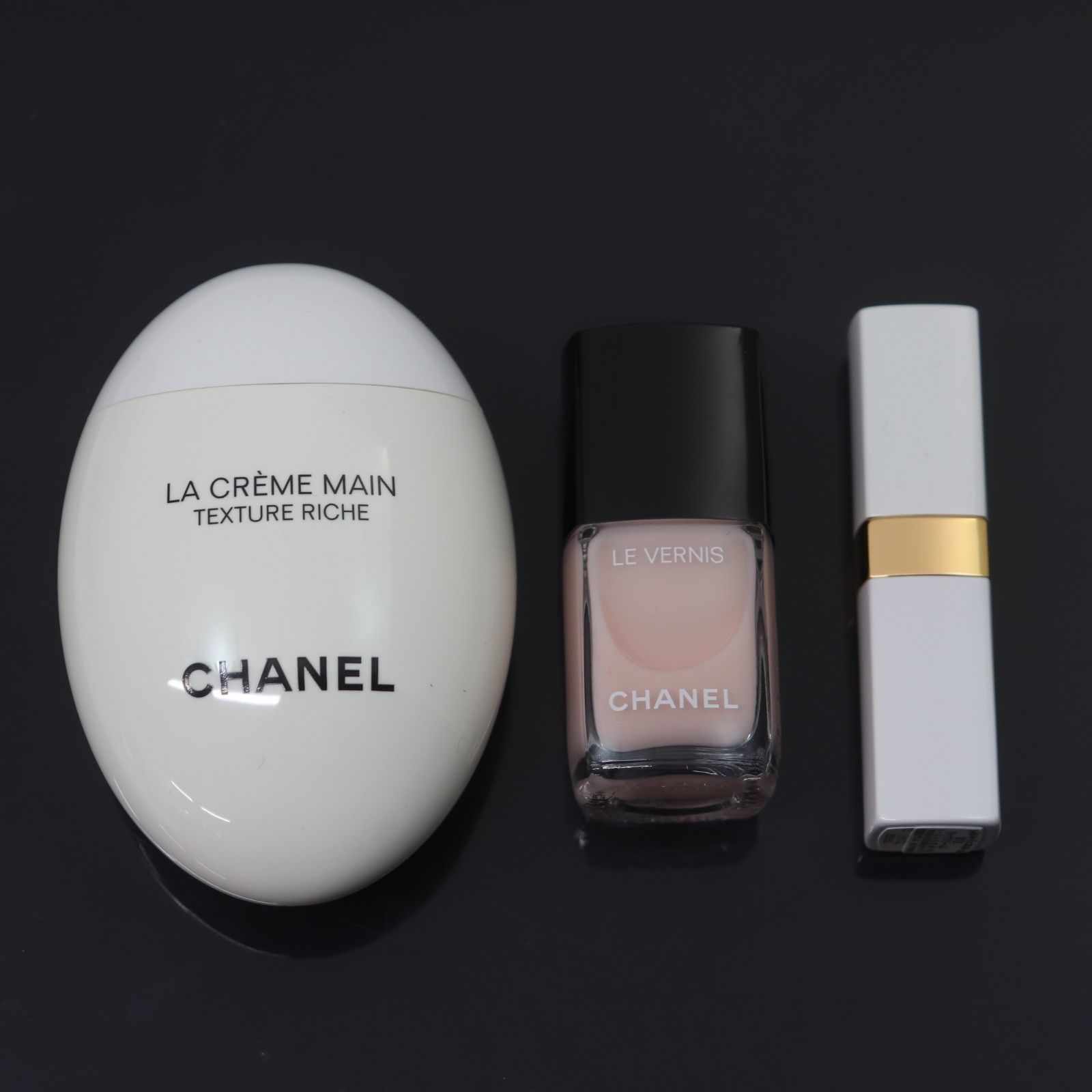 ♥ CHANEL シャネル 2025 リップアンドネイルケア ハンドクリーム ラ クレーム マン セット コフレ ポーチ