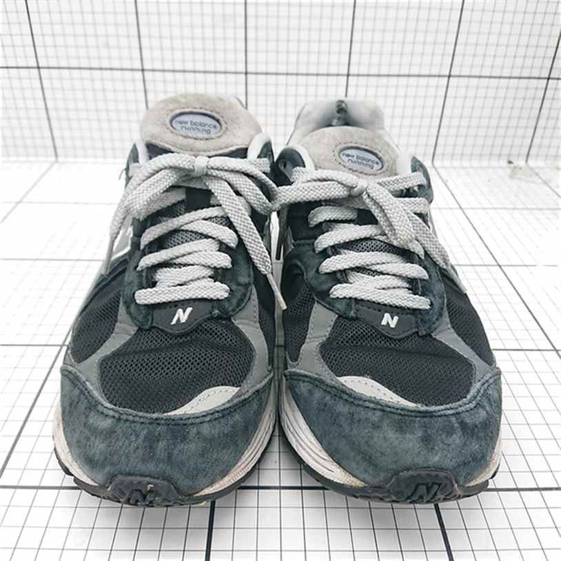 Θ ニューバランス New Balance 2002R ゴアテックス スニーカー ブラック系 メンズ 27cm E  【1512020025059】