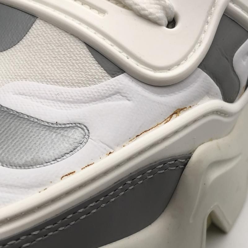 ロックランナーシューズ