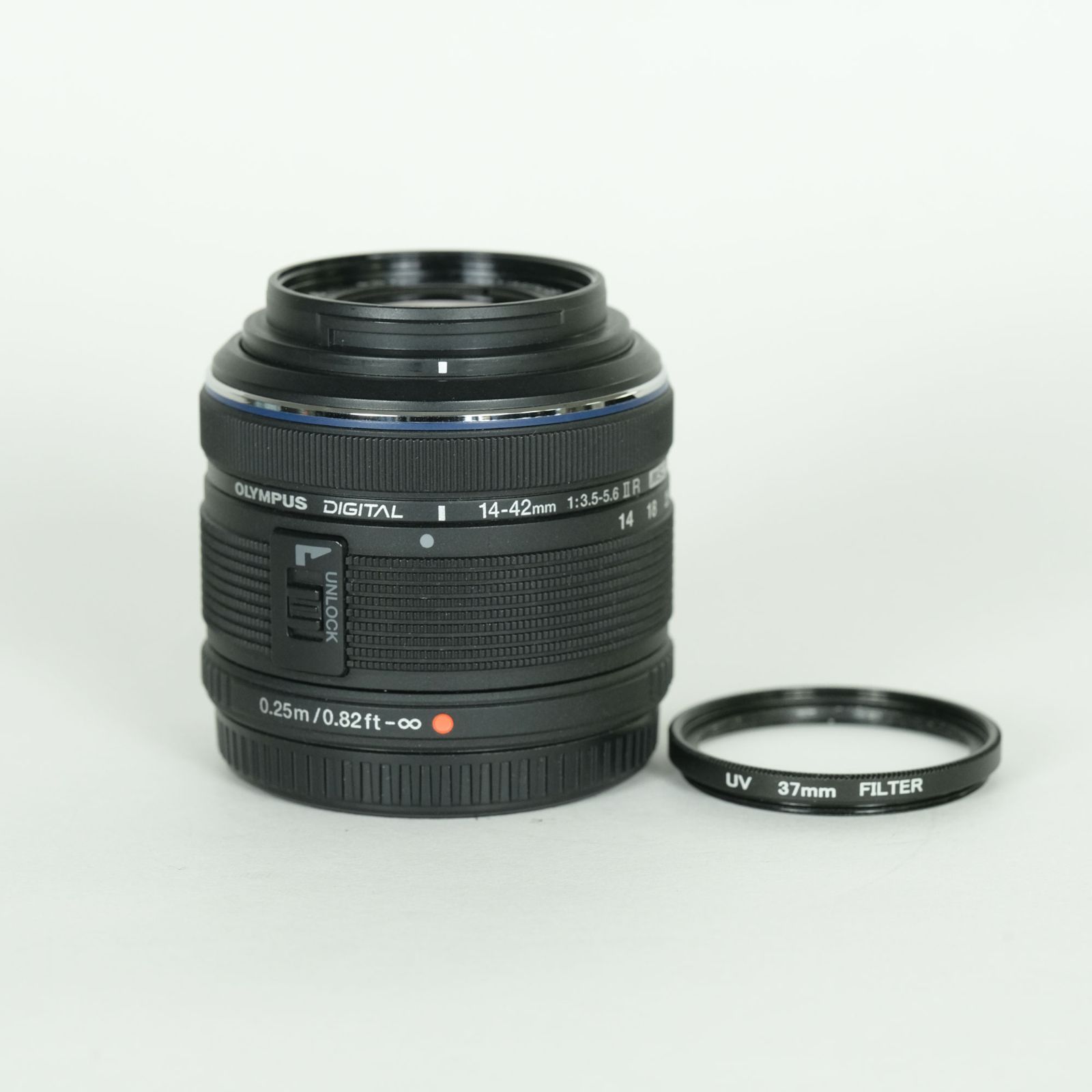 | フィルター付 OLYMPUS M.ZUIKO DIGITAL 14-42 mm F 3.5-5.6 IIR ブラック マイクロフォーサーズマウント