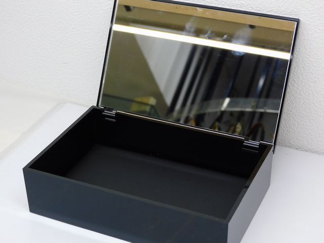 シャネル ノベルティ ジュエリーケース ミラー □ ブラック 小物入れ