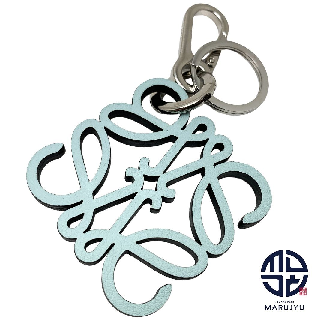 LOEWE ロエベ リバーシブル アナグラム チャーム バッグチャーム キーホルダー ブランド 小物 グレー 水色 ライトブルー シルバー金具