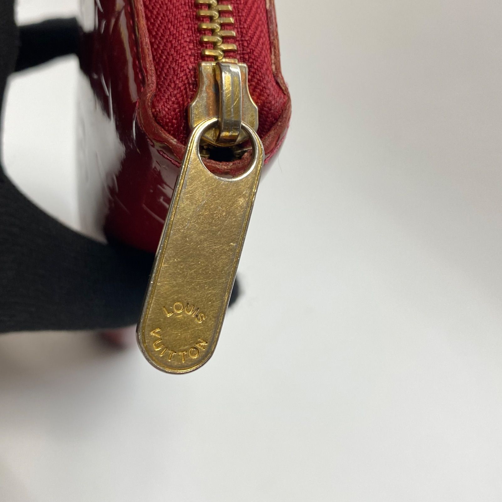 3130 LOUIS VUITTON ルイヴィトン 長財布 ヴェルニ レッド 赤 ラウンド