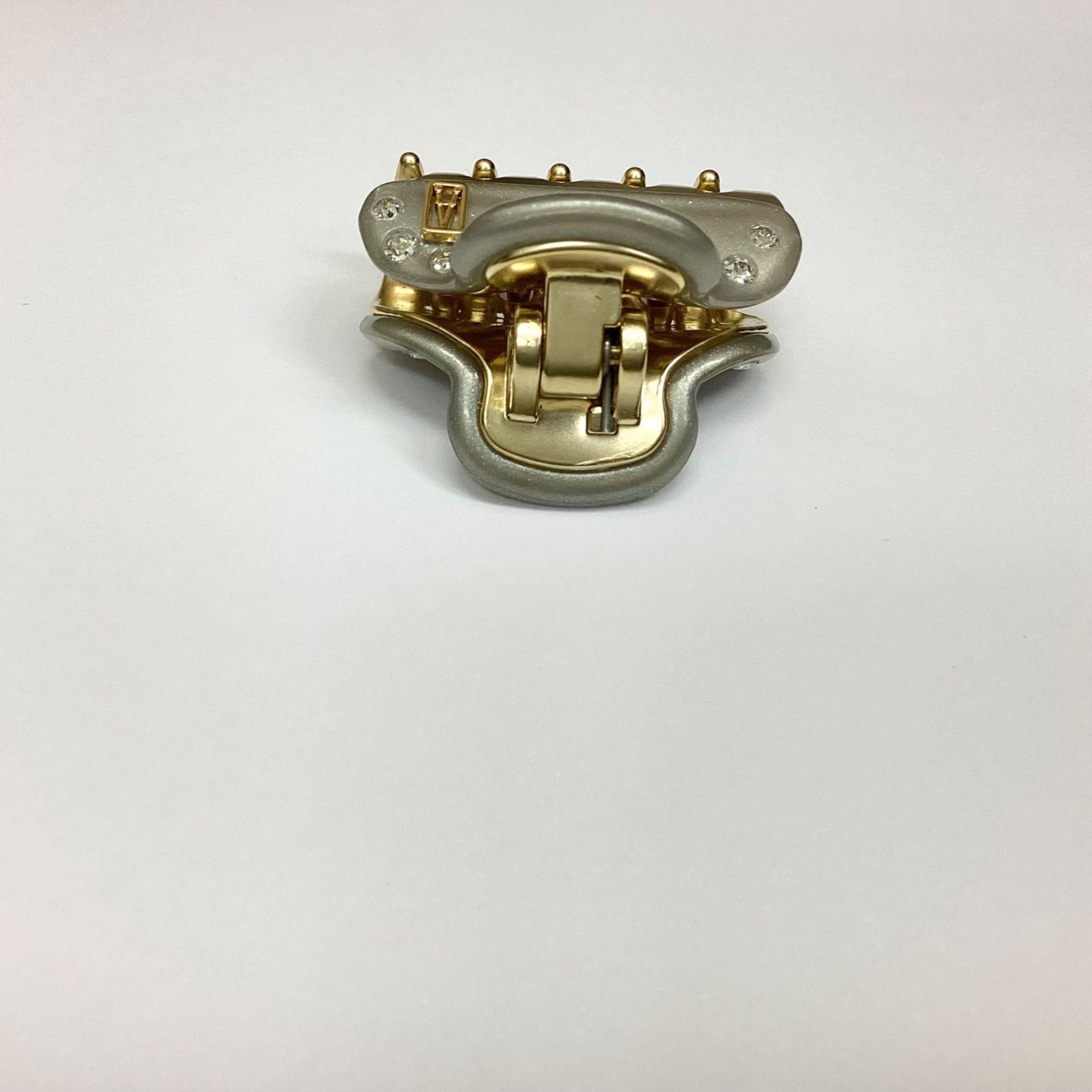 美品 アレクサンドルドゥパリ ヘアクリップ M スワロフスキー シルバー 楽天市場】アレクサンドル ドゥ パリ クリップ ヘアクリップ バレッタ