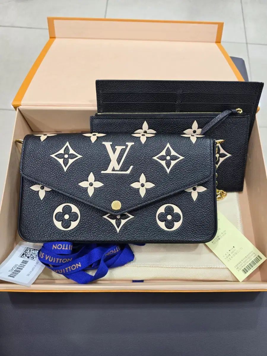 状態良し高品質 付き Louis Vuitton ルイヴィトン フェリシ ポシェット モノグラム アンブラント クロスバック