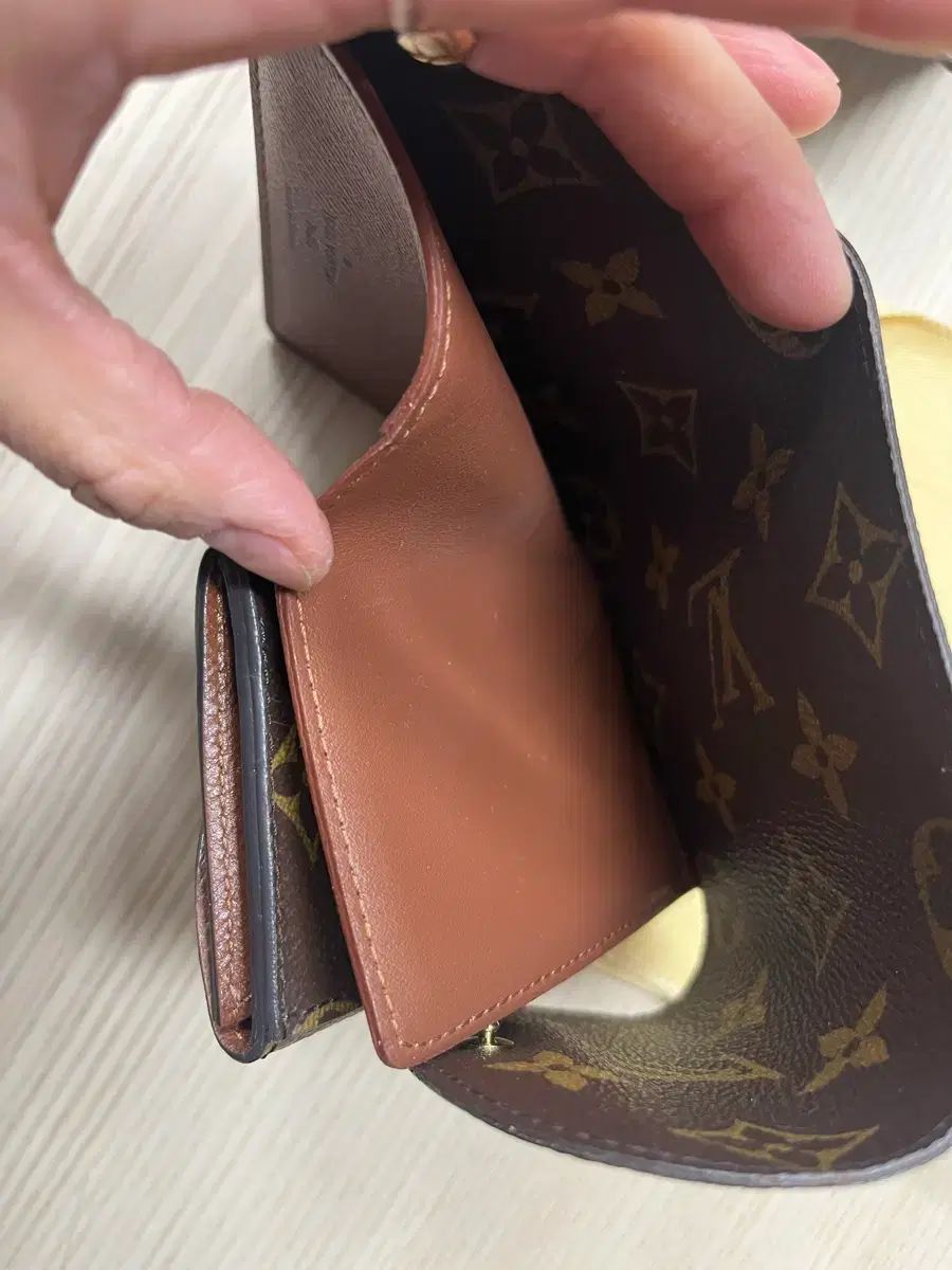 モノグラム エルン