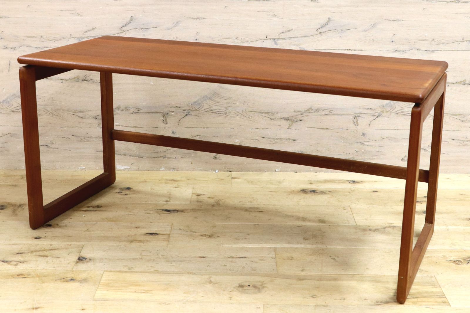 GMIS 325○北欧家具 チーク材 サイドテーブル コーヒーテーブル 北欧ヴィンテージ デンマーク ローテーブル