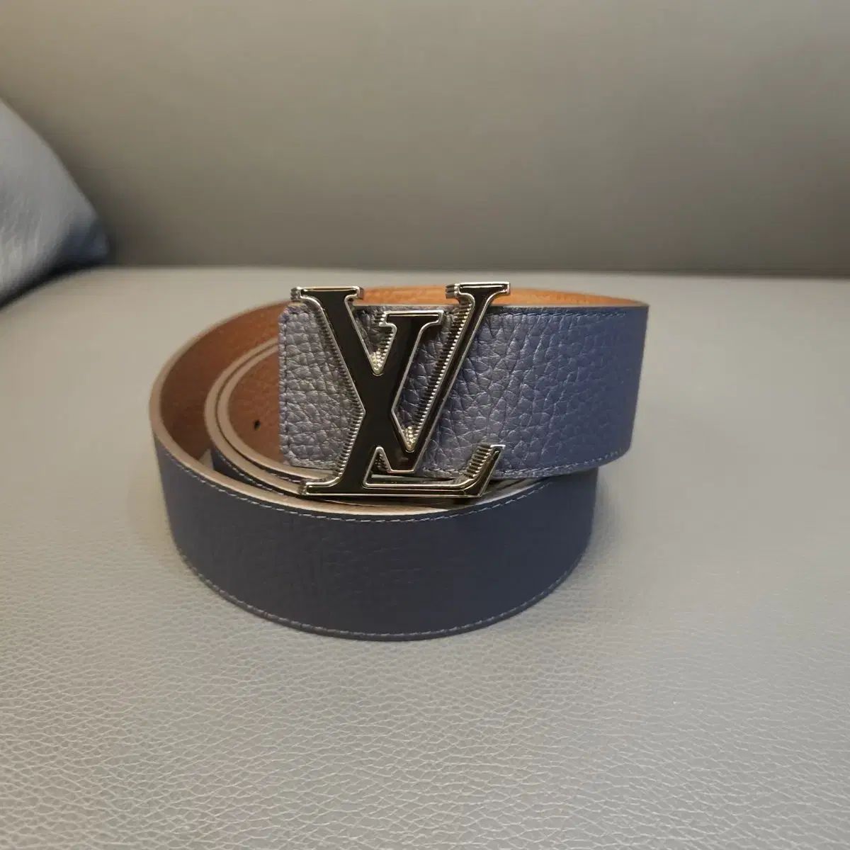 ルイヴィトン ベルト 틸트 リバーシブル