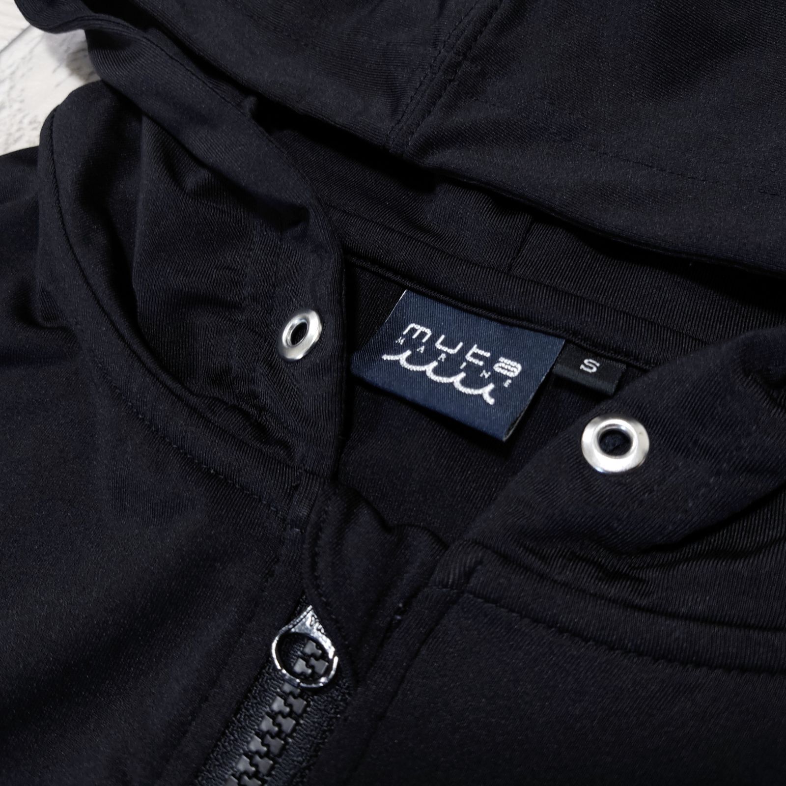 極美品 muta MARINE GOLF ラッシュパーカー 水陸両用 マルチロゴ