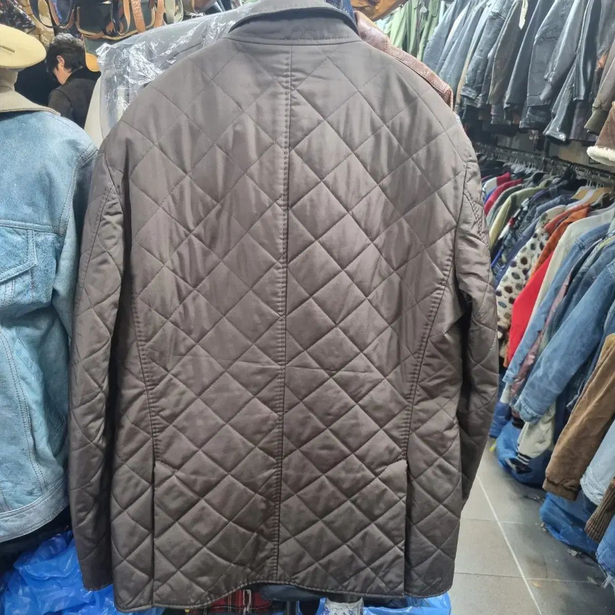 ブルネロクチネリ キルティング ジャケット ブラウン - メルカリ