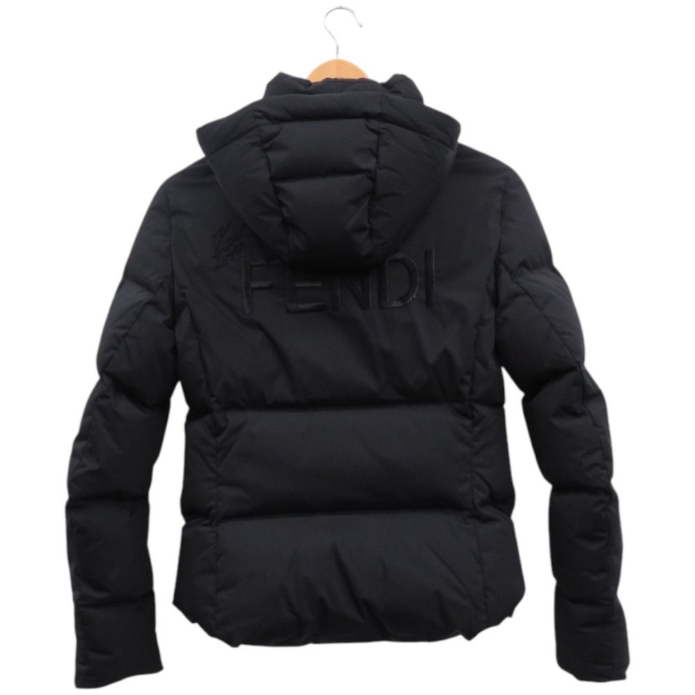 美品 フェンディ アウター カールラガーフェルド FAA383 A49R ナイロン